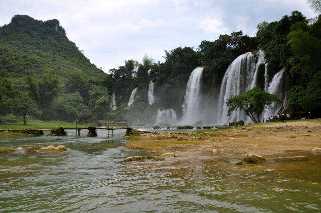 The Vietnamese side of the falls